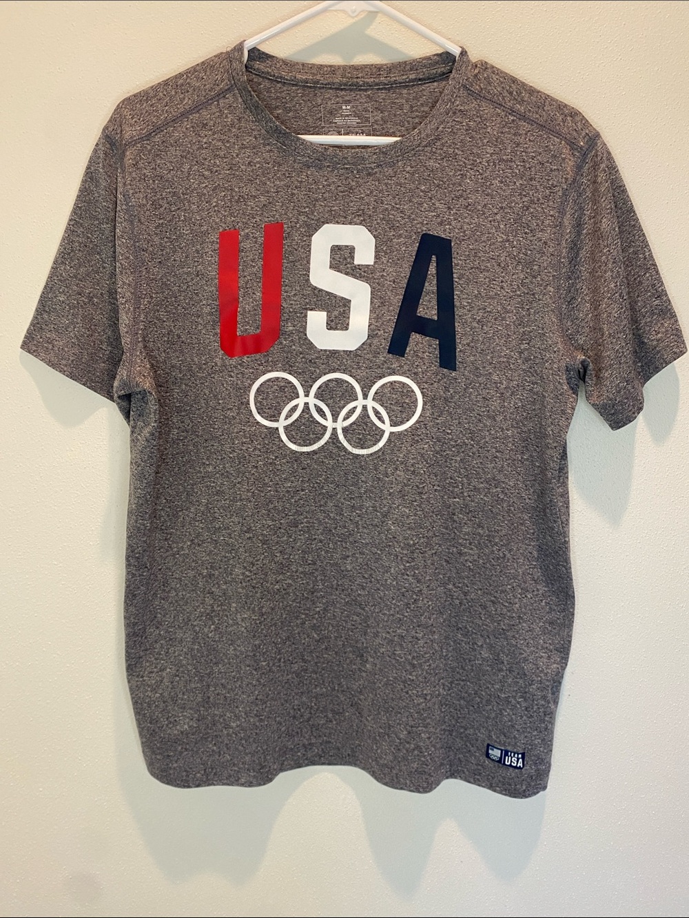 USA Olympics Grey Graphic Tee - Team USA Men’s Medium
